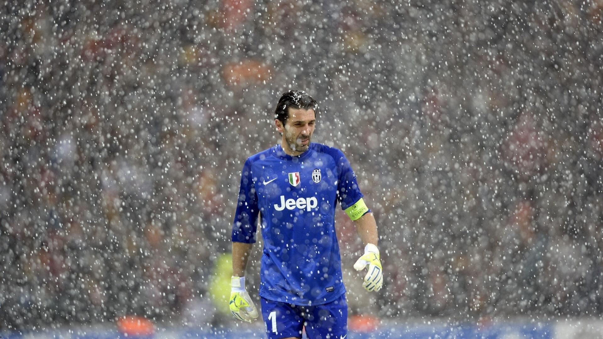 中彩网_罗马诺披露，那不勒斯探询多多动向，国际米兰暂未展开实质谈判