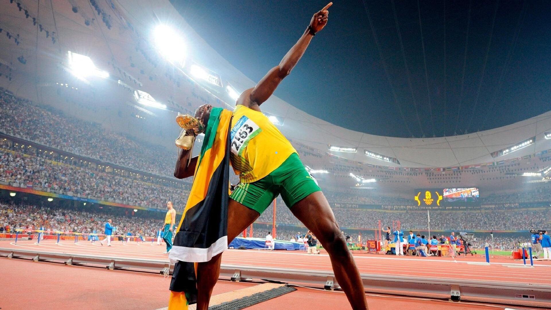 美媒体人盛赞杨瀚森，上场时间虽少却人气高涨，神似昔日白曼巴风范